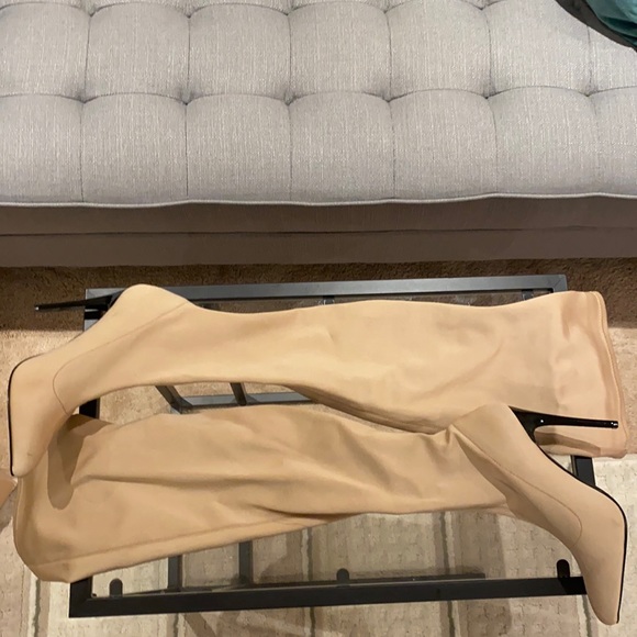 Nude knees hight heel boots - Picture 3 of 5